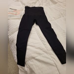 Shapermint black high-waisted shaping leggings womens medium outstanding conditi